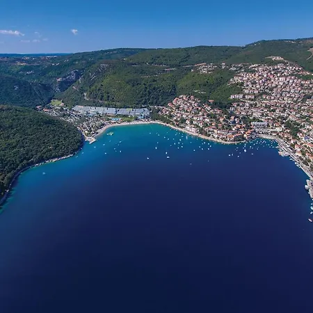 Sveti Lovrec דירה Koromačno
